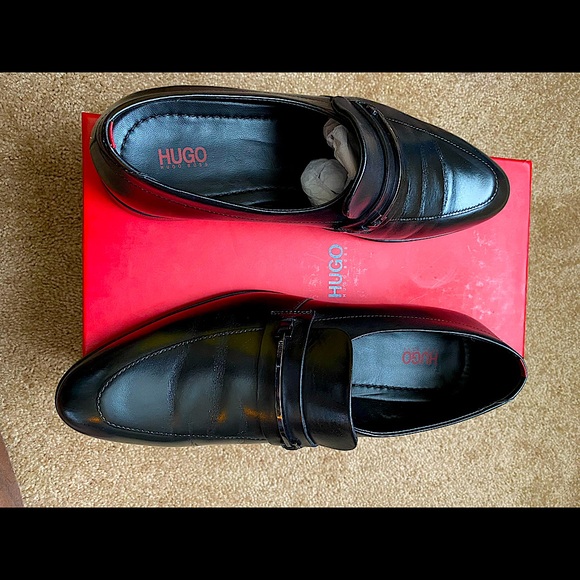 Size 8 - Picture 2 of 3